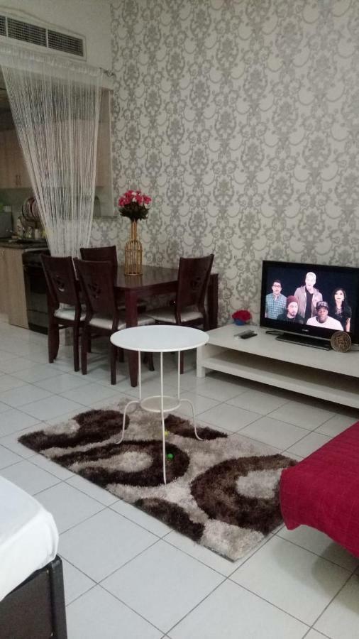 Apartment Studio International City